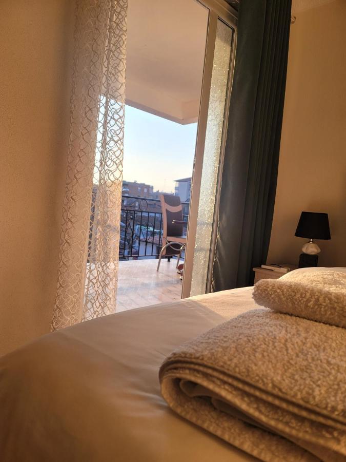 Vila Lika Hotel Korce Eksteriør billede